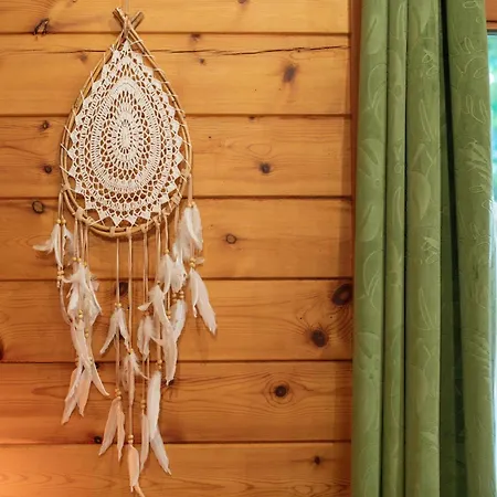 Loree シャレー *