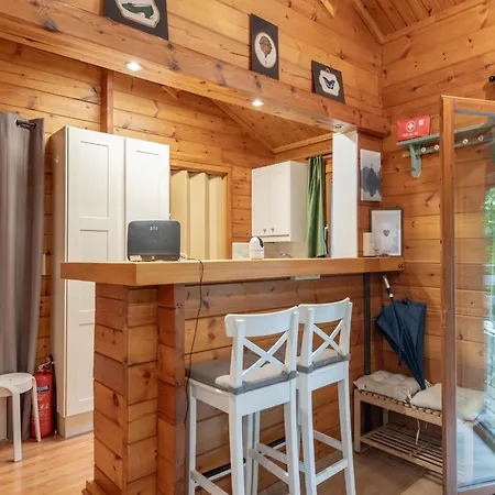 Loree シャレー Biron